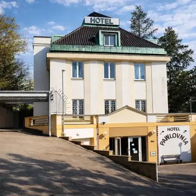 Pawlovnia Hotel