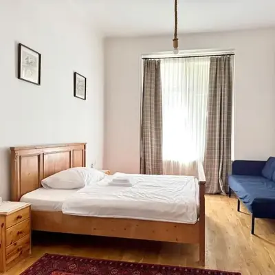 Spacious 2BR in Historical Vinohrady