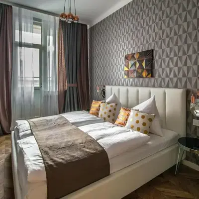 City Center Apartments near Synagogue