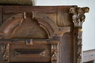 a wooden box with a door on top of it at Hotel La Romantica in Mladá Boleslav