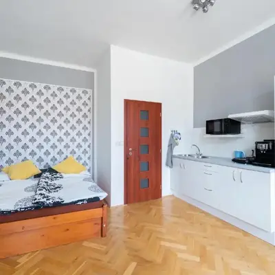 Modern apartment few steps from centre