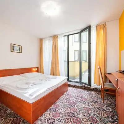 City Central De Luxe
