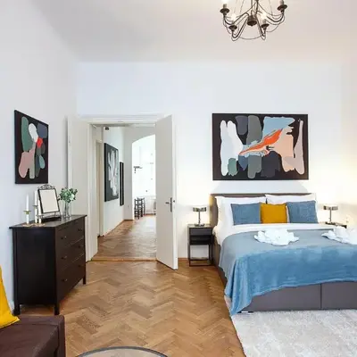 5BR 2BATH family APT 5mins to Wenceslas square