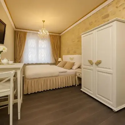 Cathedral Prague Apartments
