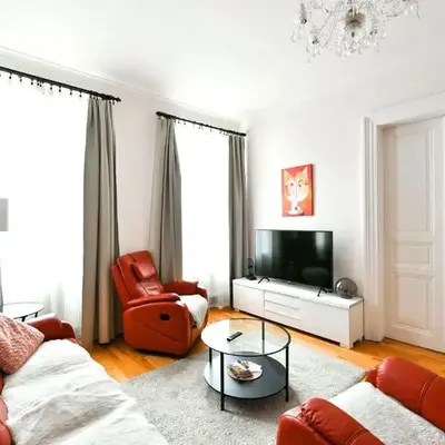 Spacious Old Town apartment