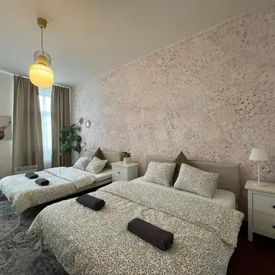 2BDR Pretty Apartment in the Local Area of Prague