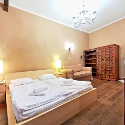 Rose Antique Apartment