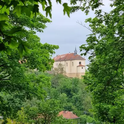 Nižbor samostatný domek v zahradě